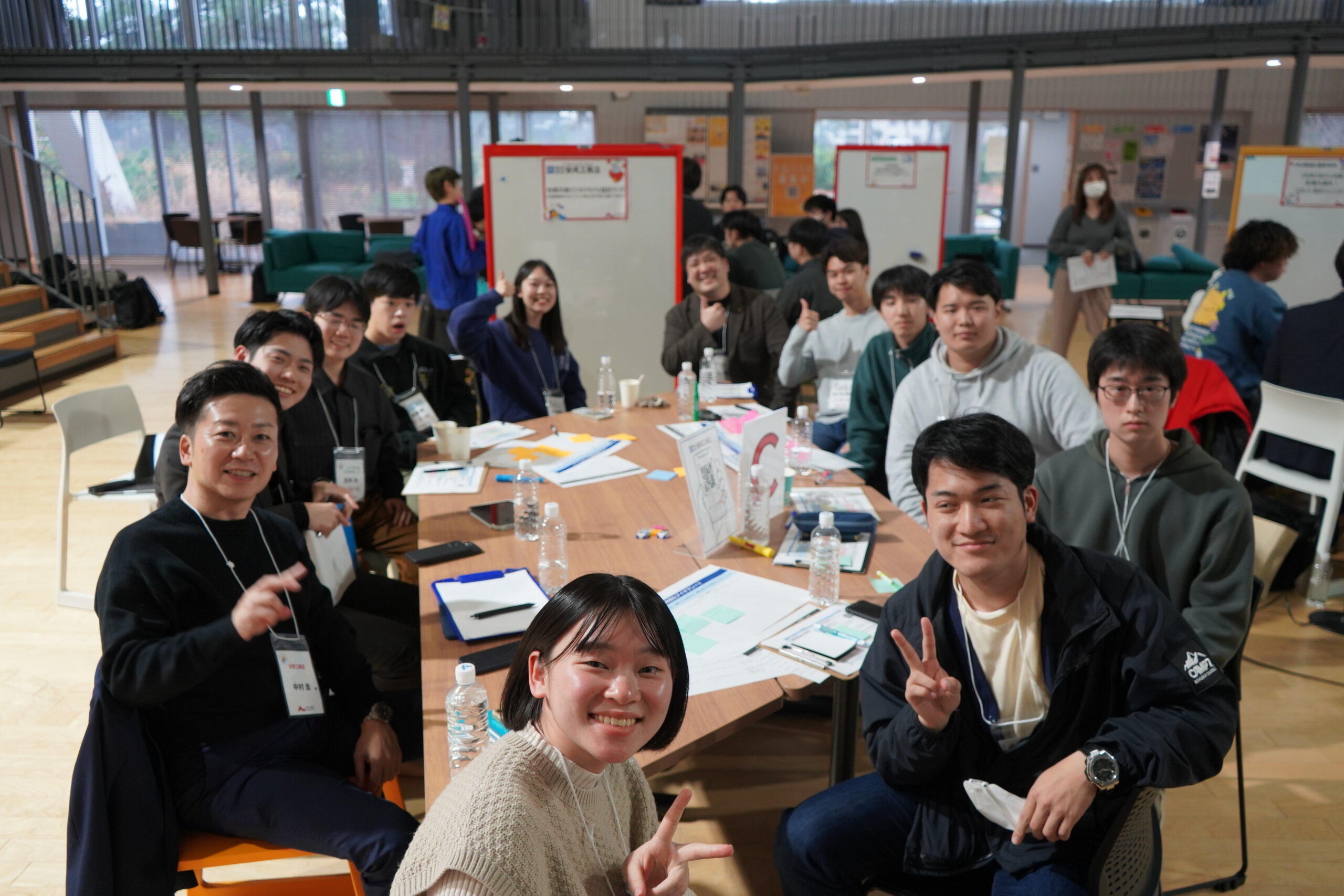 Coyageキャリアフェス 参加学生と企業の集合写真