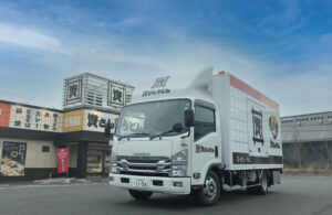 資さんうどんのキッチンカー